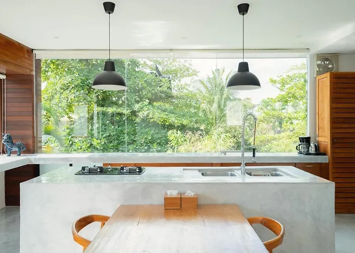 Sassy - Stunning Private Award Winning Oasis Villa *