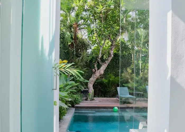 Sassy - Stunning Private Award Winning Oasis