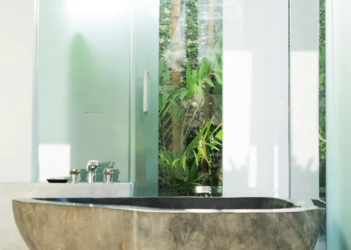 Villa Sassy - Stunning Private Award Winning Oasis