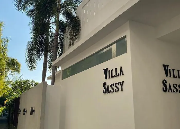 Sassy - Stunning Private Award Winning Oasis Villa *