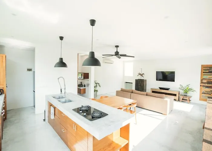 Sassy - Stunning Private Award Winning Oasis Seminyak