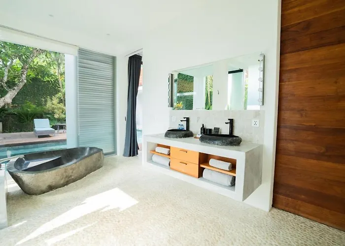 Villa Sassy - Stunning Private Award Winning Oasis Seminyak