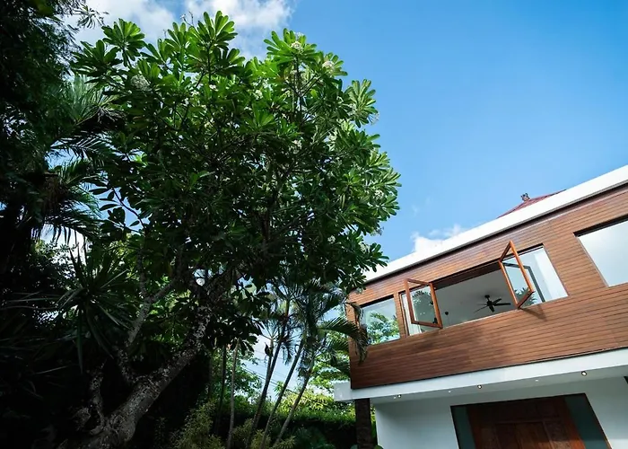 Villa Sassy - Stunning Private Award Winning Oasis